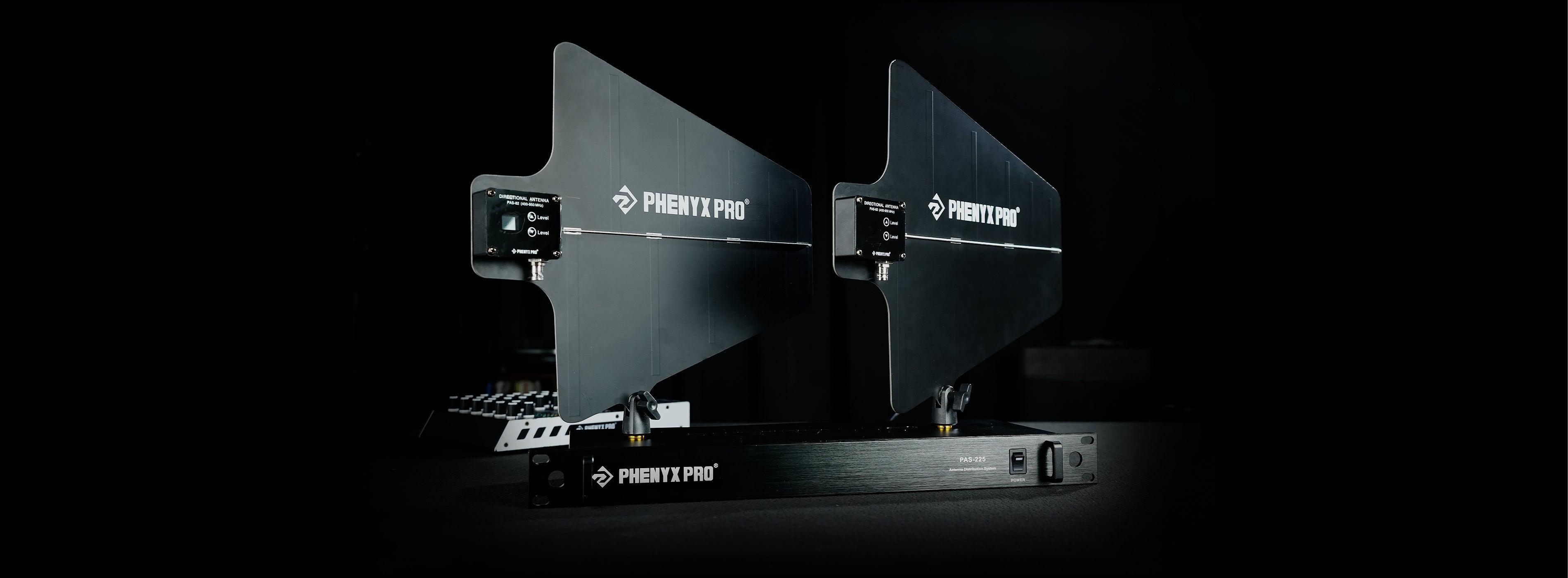 Phenyx Pro antenna system professional